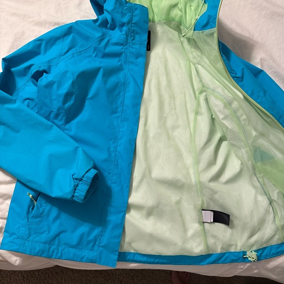 North face women’s small rain Jacket - Picture 6 of 7